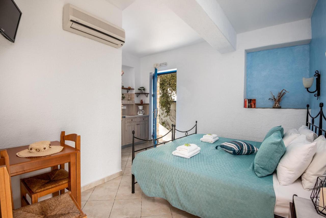 Agnanti Beach Apartments Archangelos  Exterior photo